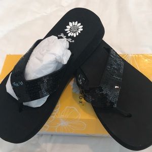 Black Adult Flip Flops